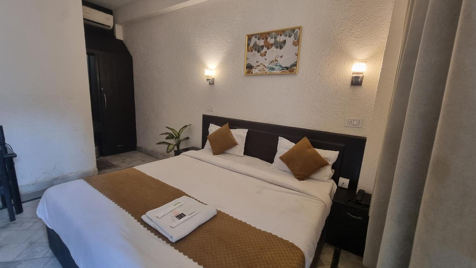Praana Wellness Resort By Around Stays Rishīkesh 외부 사진